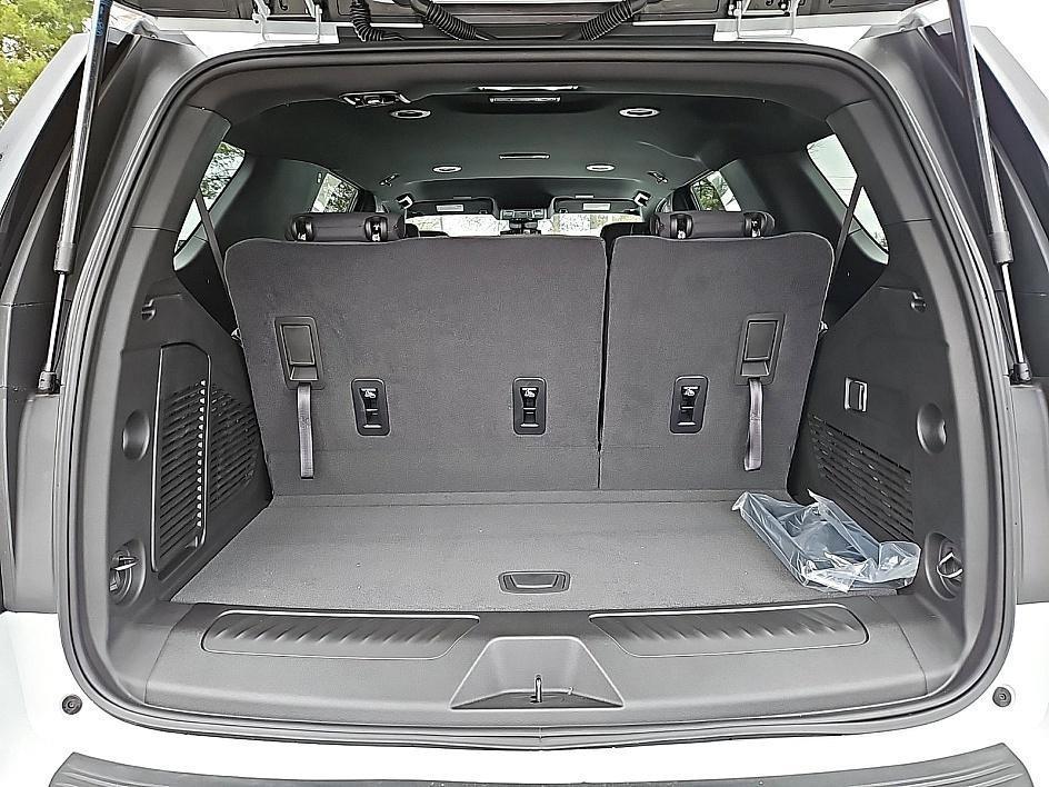 new 2025 Chevrolet Tahoe car, priced at $56,263