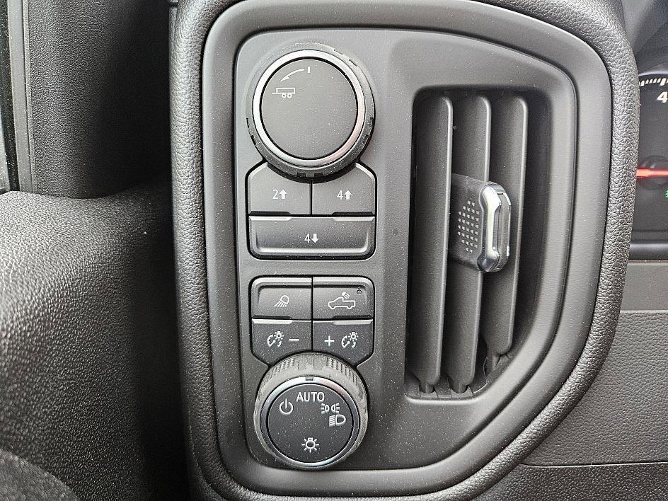 new 2025 Chevrolet Silverado 2500 car, priced at $46,818