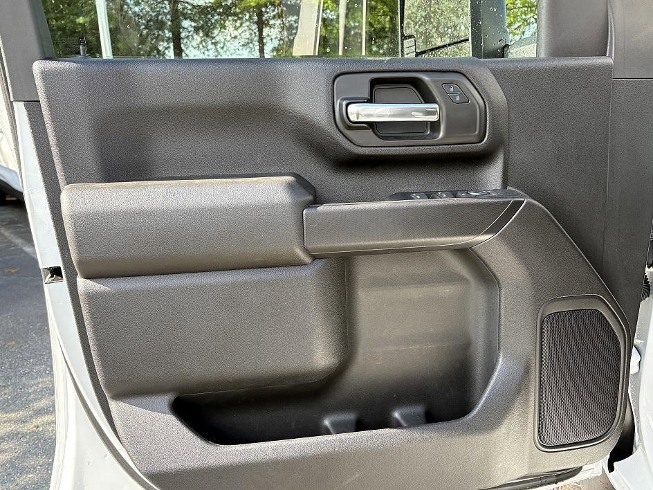 used 2024 Chevrolet Silverado 2500 car, priced at $50,986