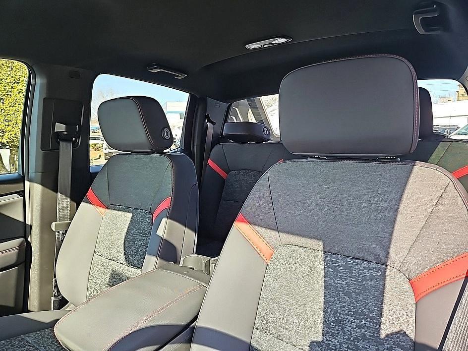 new 2025 Chevrolet Colorado car, priced at $44,595