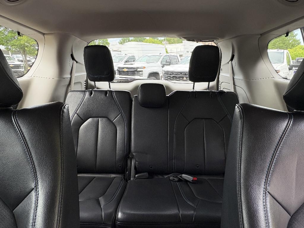 used 2021 Chrysler Pacifica Hybrid car, priced at $21,583