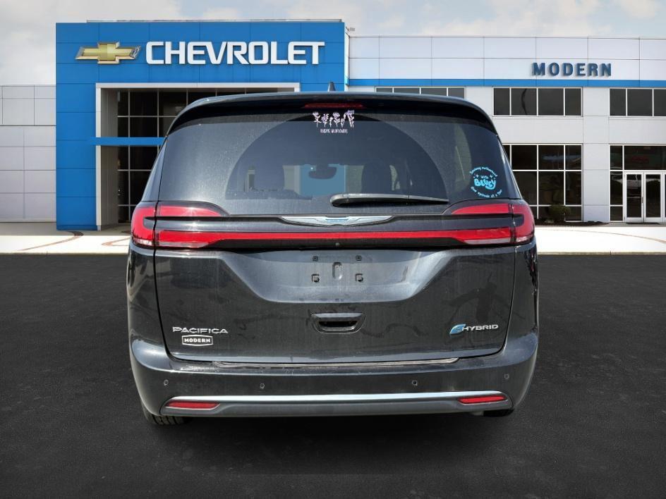 used 2021 Chrysler Pacifica Hybrid car, priced at $21,583