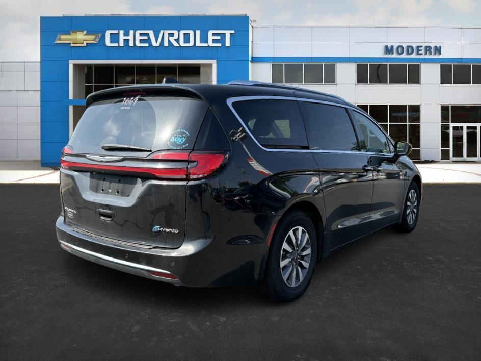 used 2021 Chrysler Pacifica Hybrid car, priced at $21,583