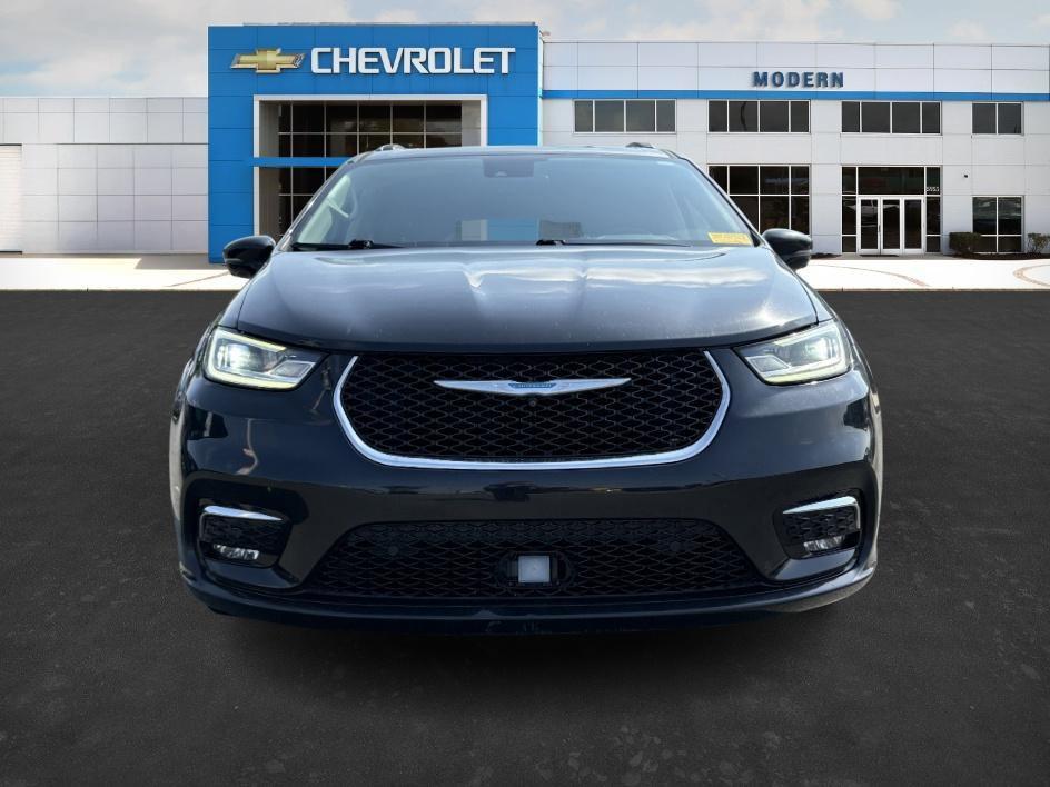 used 2021 Chrysler Pacifica Hybrid car, priced at $21,583