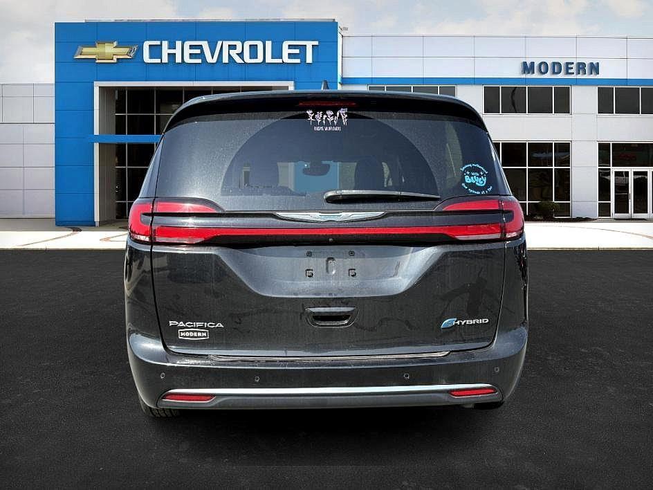 used 2021 Chrysler Pacifica Hybrid car, priced at $21,583