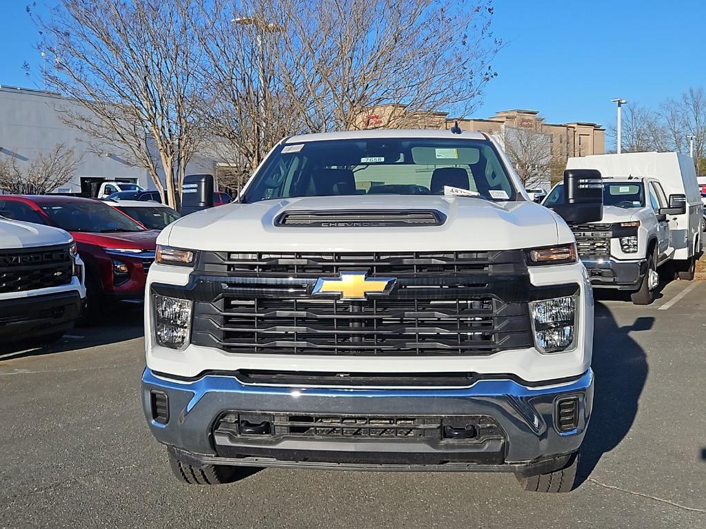 new 2024 Chevrolet Silverado 2500 car, priced at $45,138