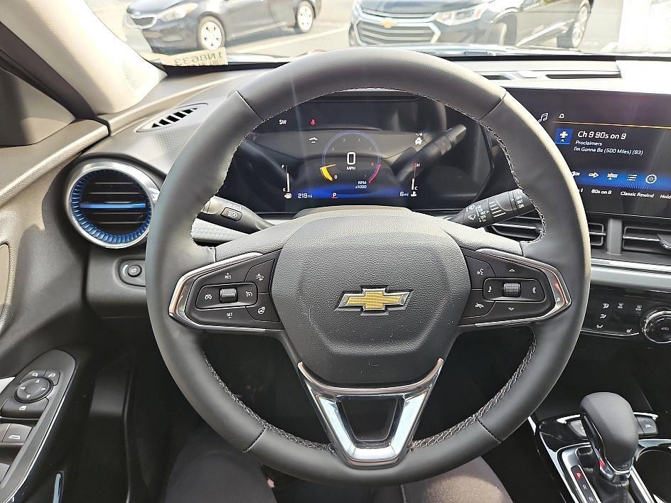 new 2025 Chevrolet Trax car, priced at $20,734