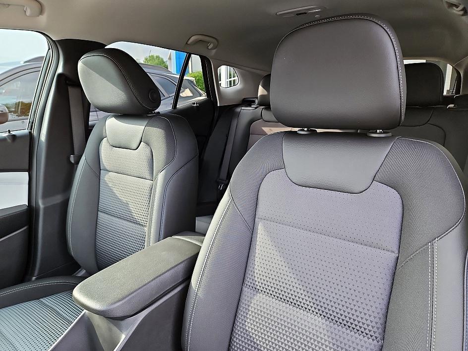 new 2025 Chevrolet Trax car, priced at $20,734