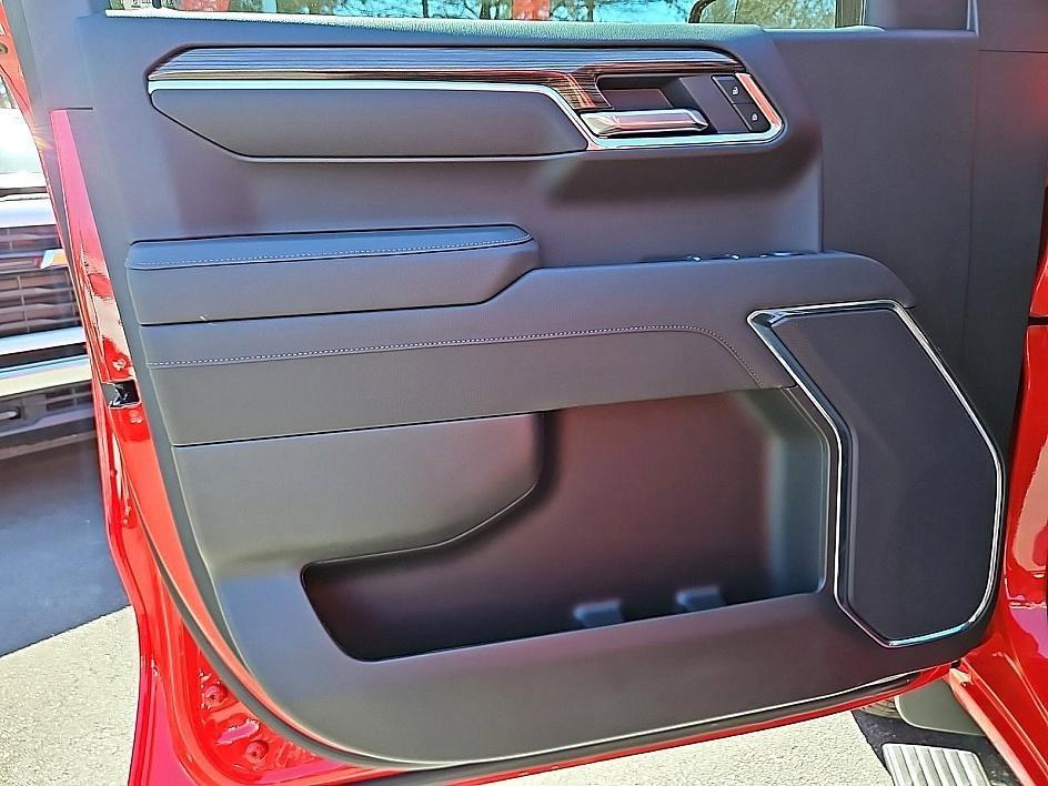 new 2025 Chevrolet Silverado 1500 car, priced at $45,140