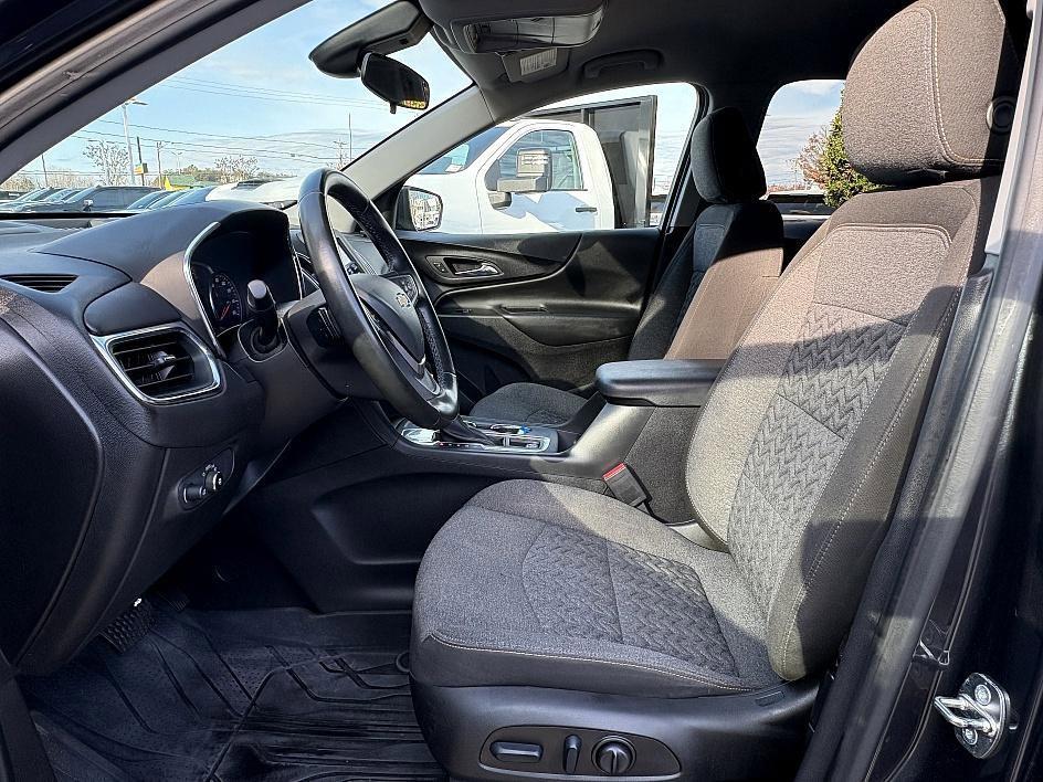 used 2023 Chevrolet Equinox car, priced at $19,727