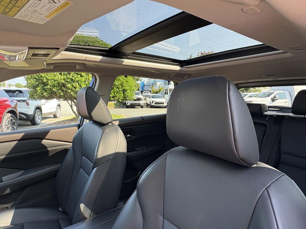 used 2022 Nissan Rogue car, priced at $24,987