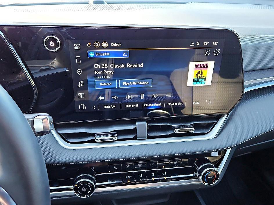 new 2026 Chevrolet Equinox car, priced at $25,595