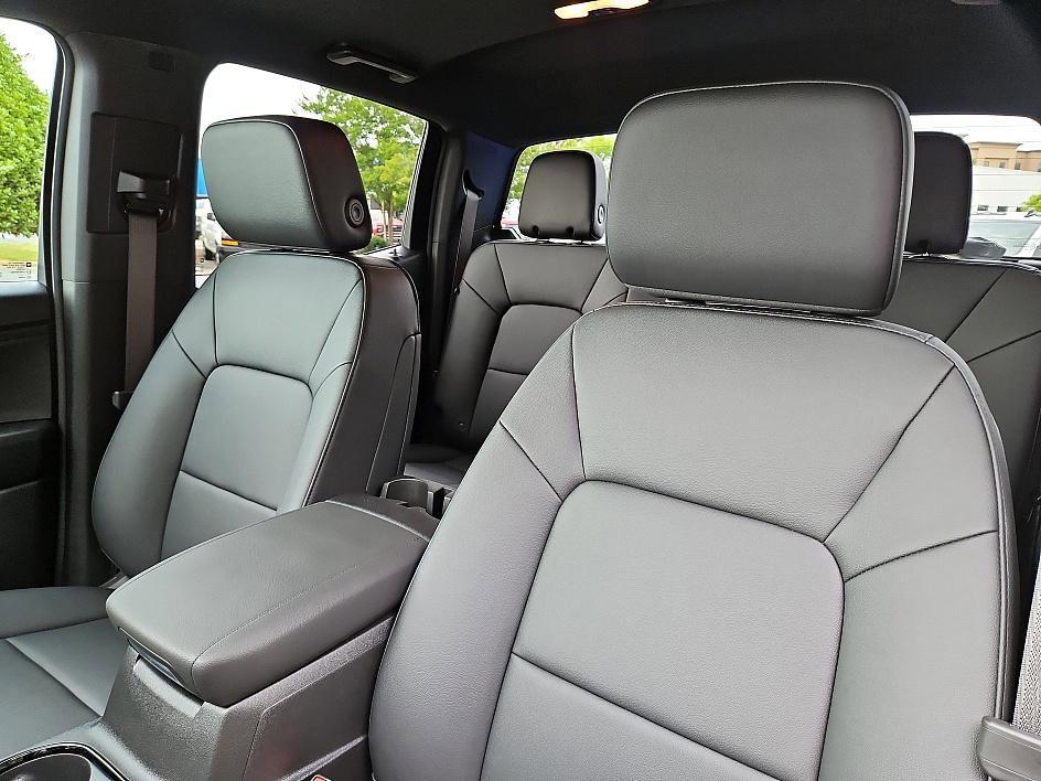 new 2025 Chevrolet Colorado car, priced at $38,920