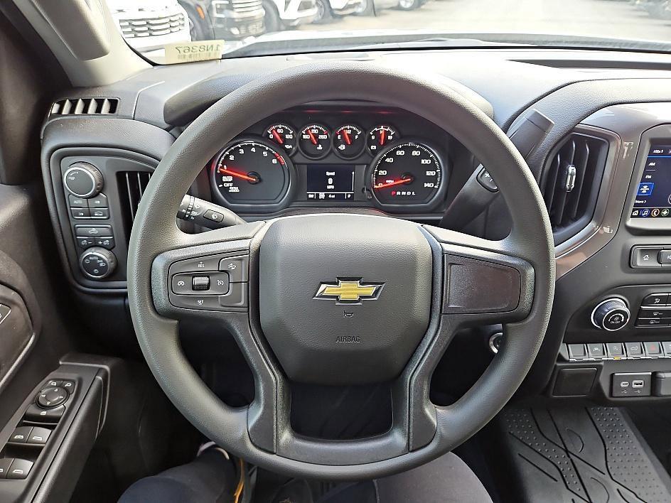 new 2025 Chevrolet Silverado 1500 car, priced at $37,694