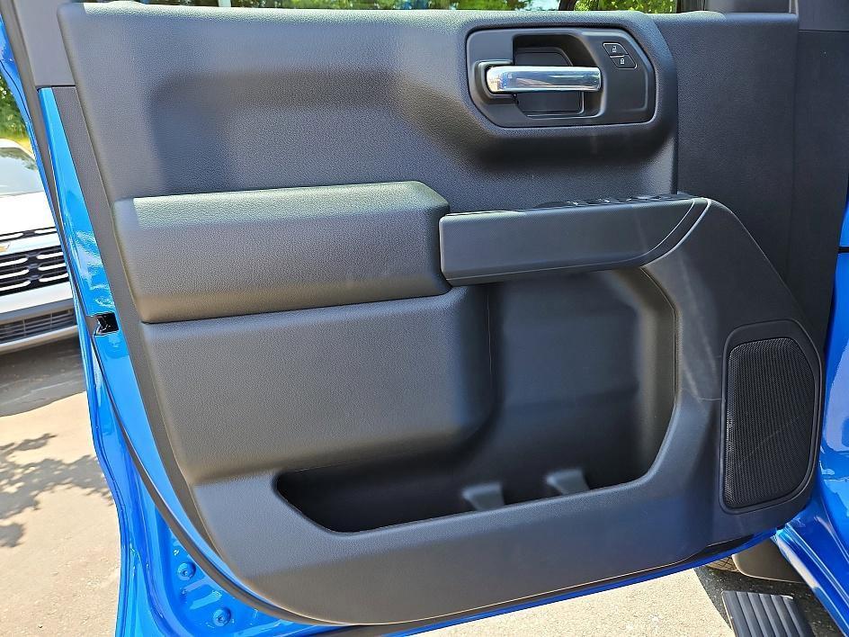 new 2025 Chevrolet Silverado 1500 car, priced at $37,084