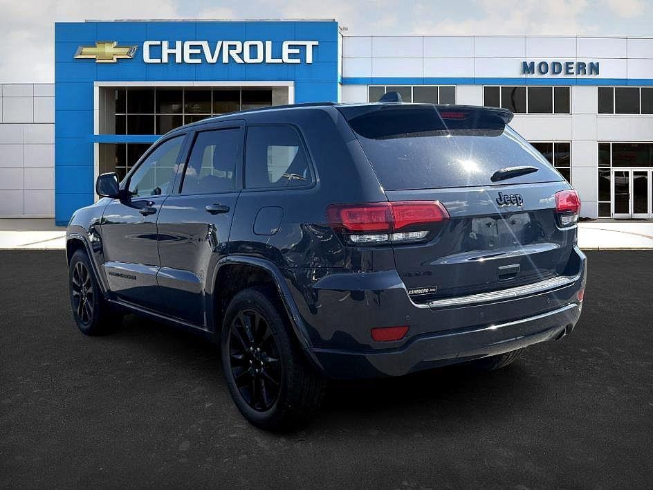 used 2018 Jeep Grand Cherokee car, priced at $15,988