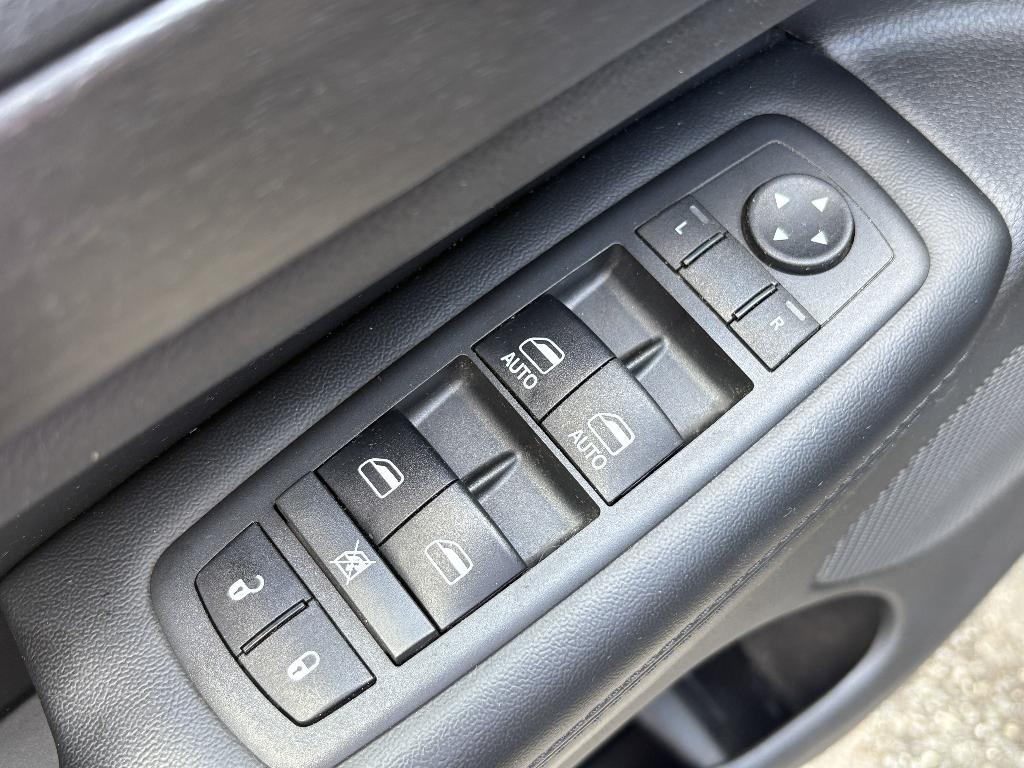 used 2018 Jeep Grand Cherokee car, priced at $15,988
