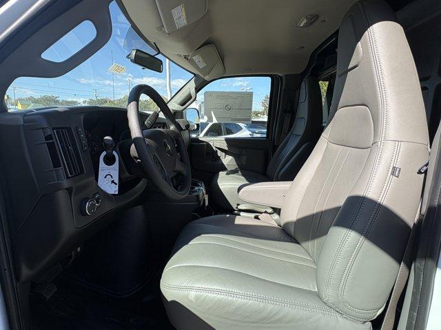 new 2025 Chevrolet Express 2500 car