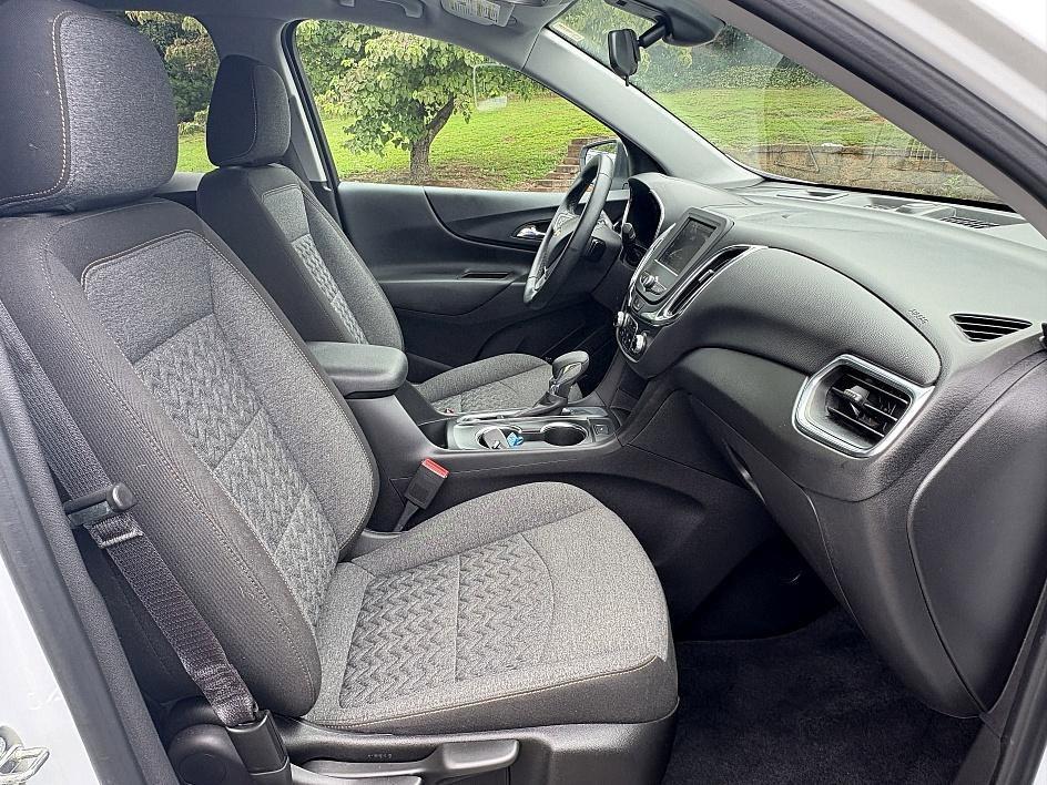 used 2023 Chevrolet Equinox car, priced at $23,457