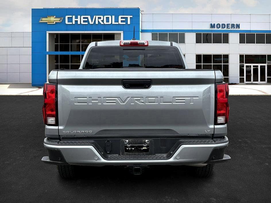 used 2024 Chevrolet Colorado car, priced at $30,988