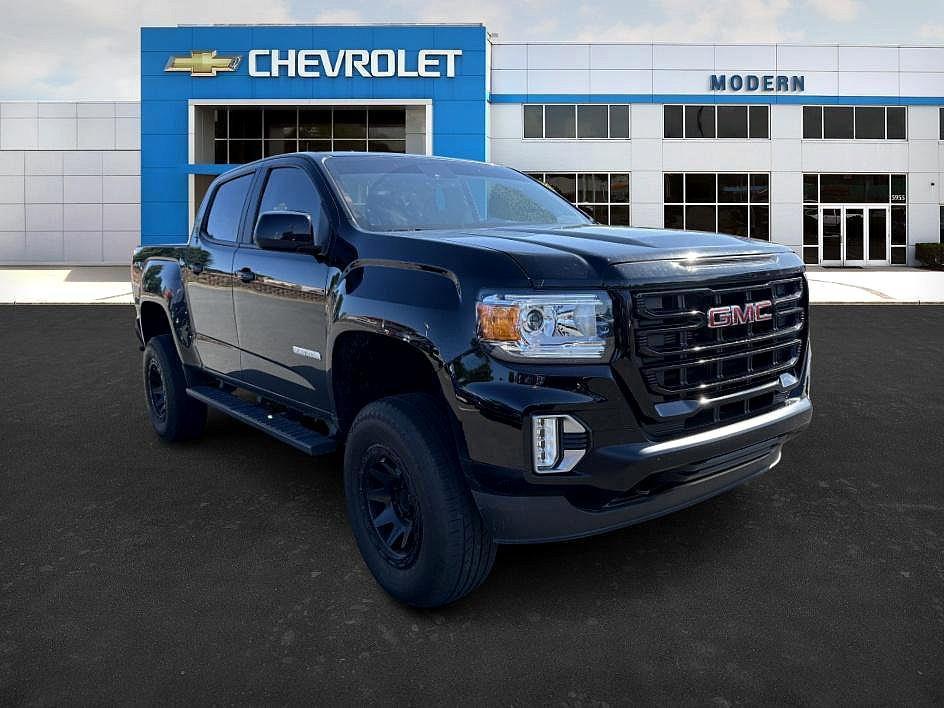 used 2022 GMC Canyon car, priced at $30,605