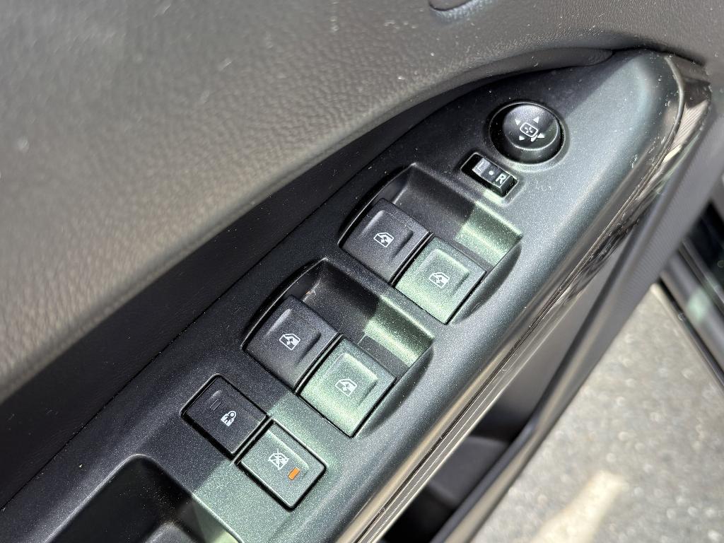 used 2022 GMC Canyon car, priced at $30,605