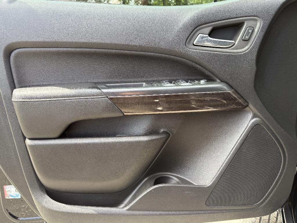 used 2022 GMC Canyon car, priced at $30,605