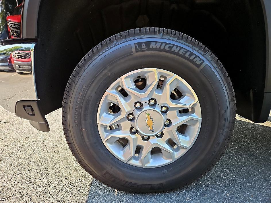 new 2025 Chevrolet Silverado 3500 car, priced at $69,734
