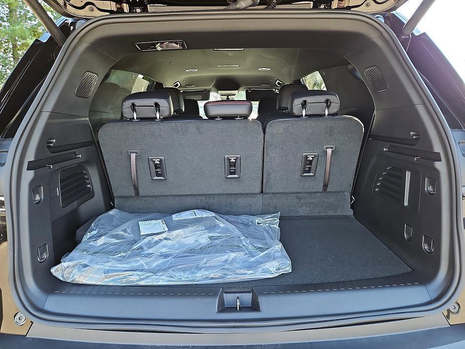 new 2025 Chevrolet Traverse car, priced at $46,544