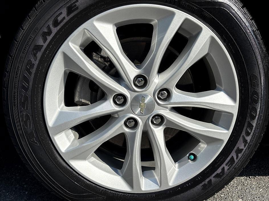 used 2017 Chevrolet Malibu Hybrid car, priced at $15,881
