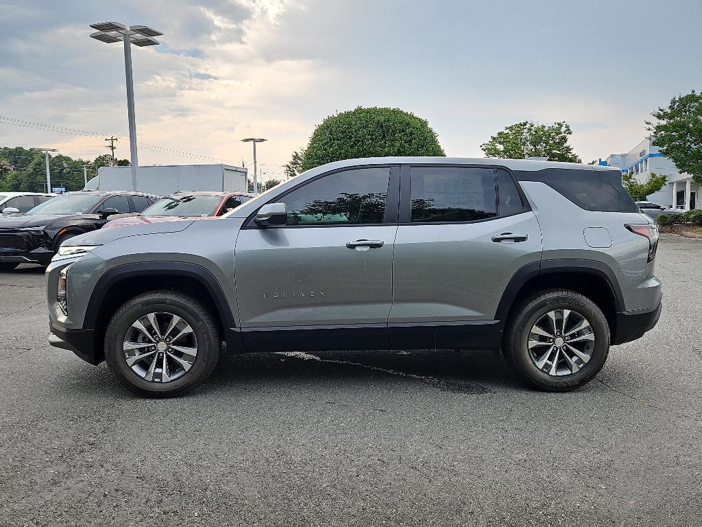 new 2026 Chevrolet Equinox car, priced at $31,995