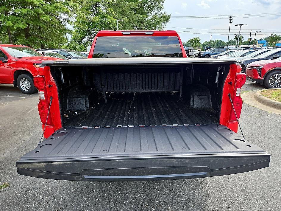 new 2025 Chevrolet Silverado 1500 car, priced at $38,104