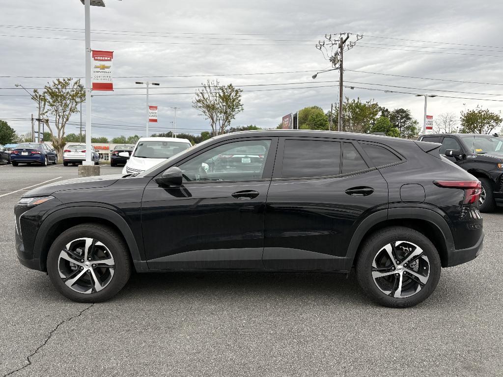 used 2025 Chevrolet Trax car, priced at $23,657