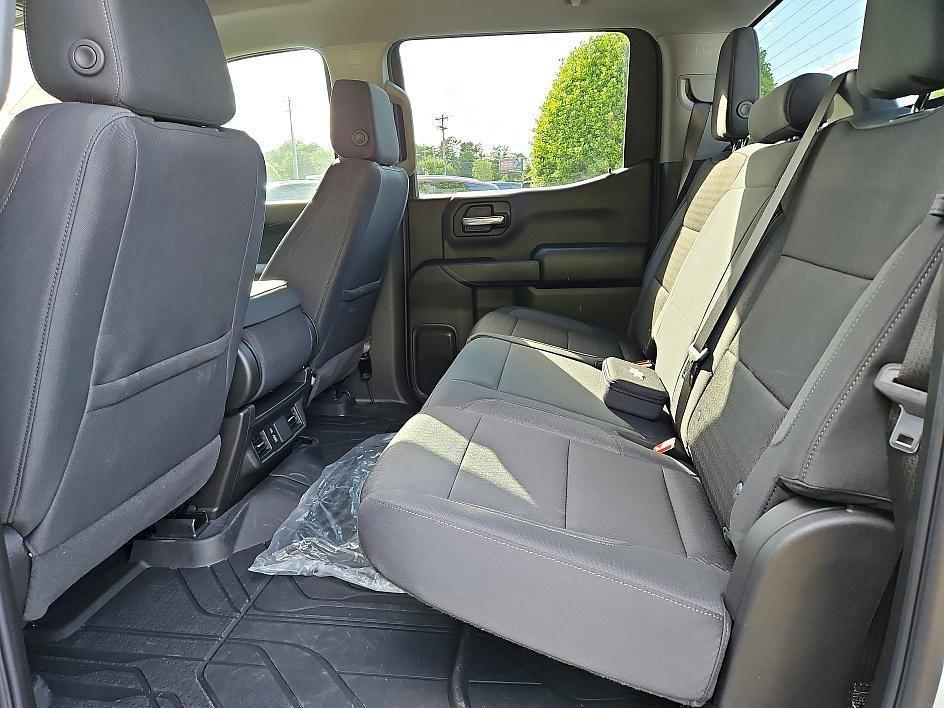 new 2025 Chevrolet Silverado 1500 car, priced at $31,695