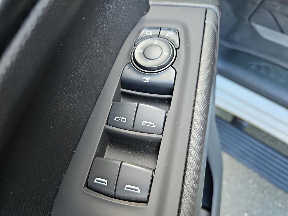 new 2025 Chevrolet Silverado 1500 car, priced at $31,695
