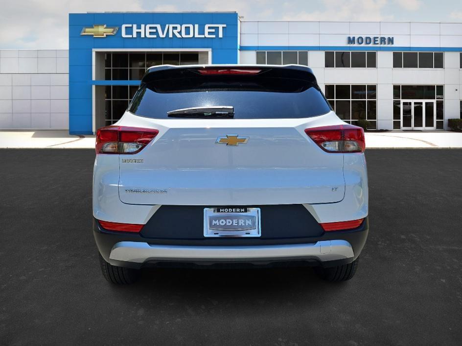 new 2026 Chevrolet TrailBlazer car, priced at $22,135