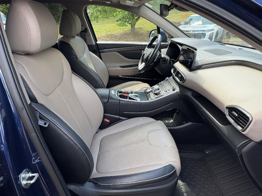 used 2023 Hyundai Santa Fe car, priced at $27,987