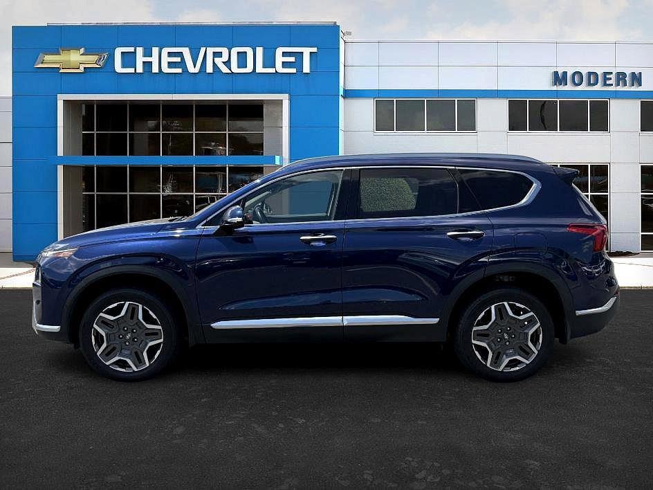 used 2023 Hyundai Santa Fe car, priced at $27,987