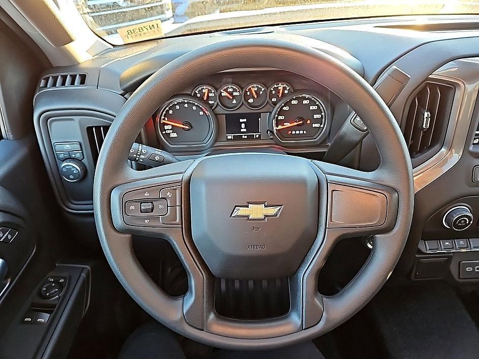 new 2025 Chevrolet Silverado 1500 car, priced at $32,505