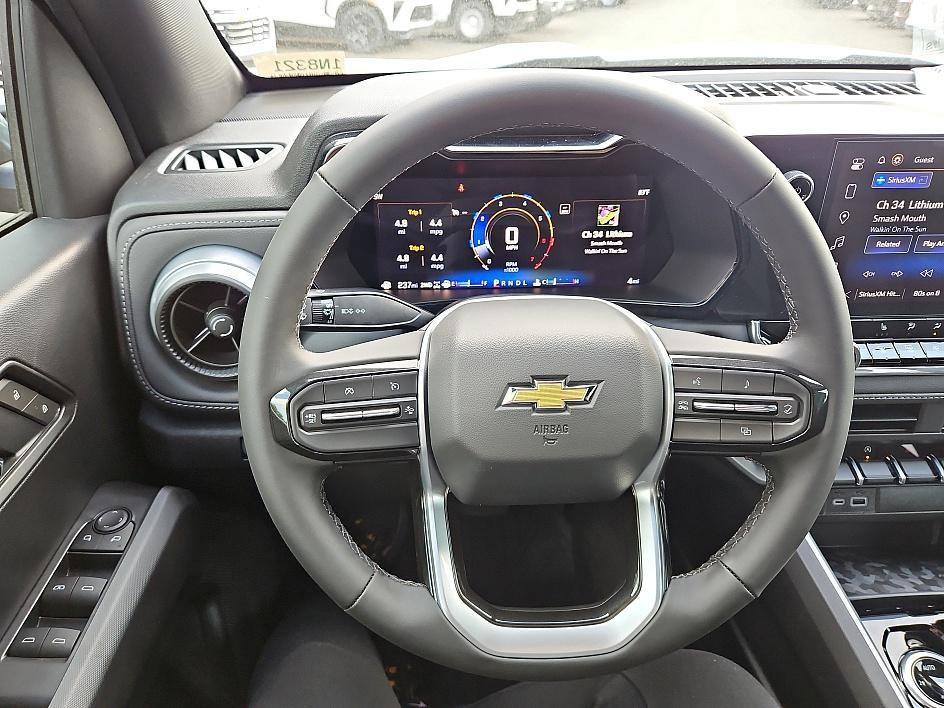 new 2025 Chevrolet Colorado car, priced at $34,004
