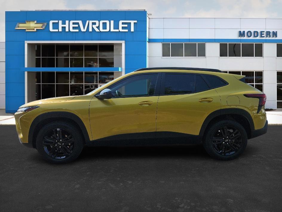 new 2025 Chevrolet Trax car, priced at $24,035