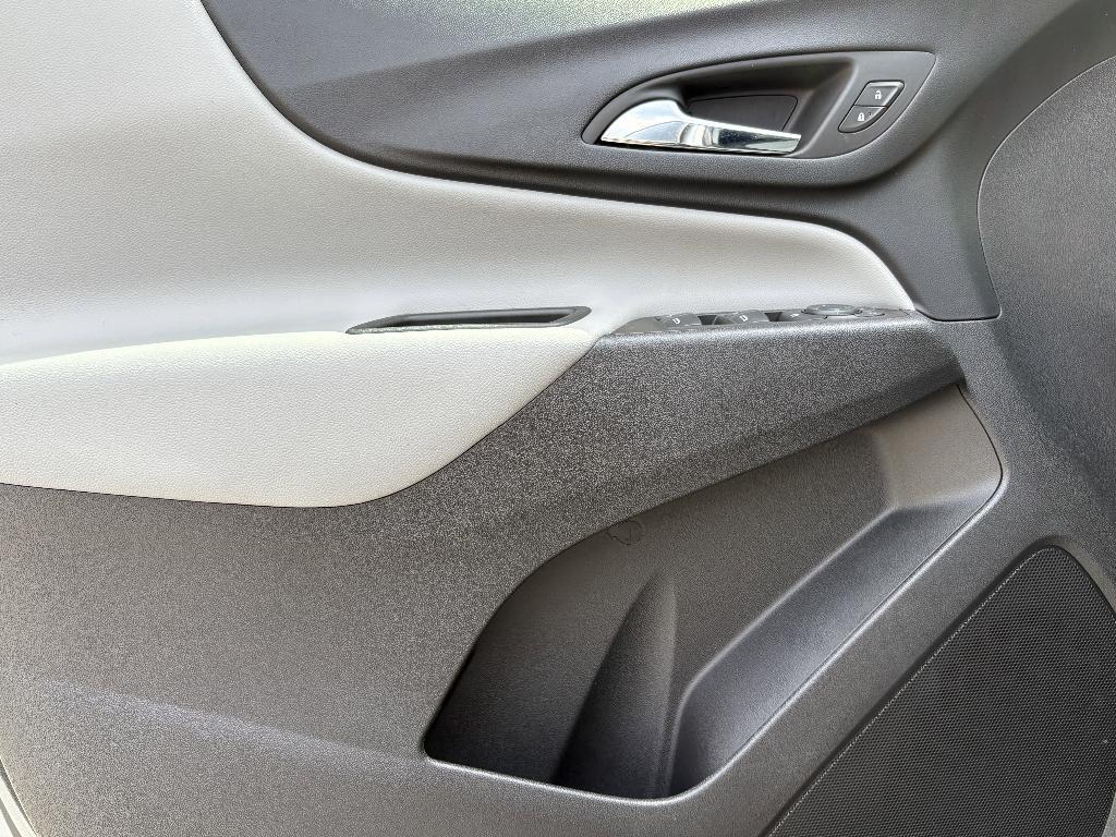 used 2024 Chevrolet Equinox car, priced at $24,915