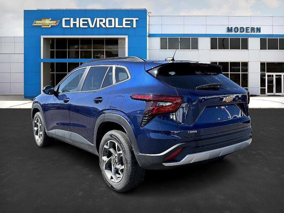used 2024 Chevrolet Trax car, priced at $22,987