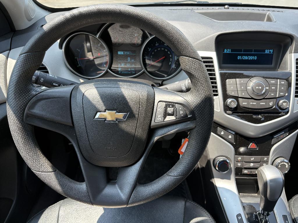 used 2014 Chevrolet Cruze car, priced at $9,987