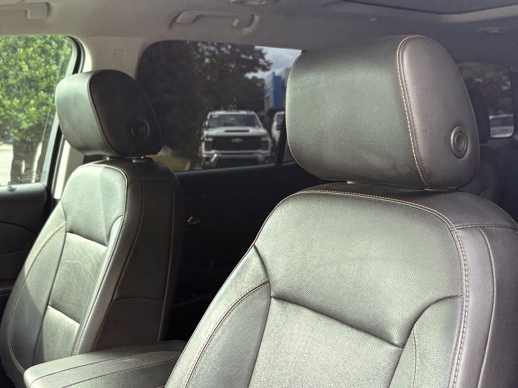 used 2020 Chevrolet Traverse car, priced at $31,977