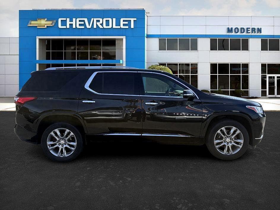 used 2020 Chevrolet Traverse car, priced at $31,977