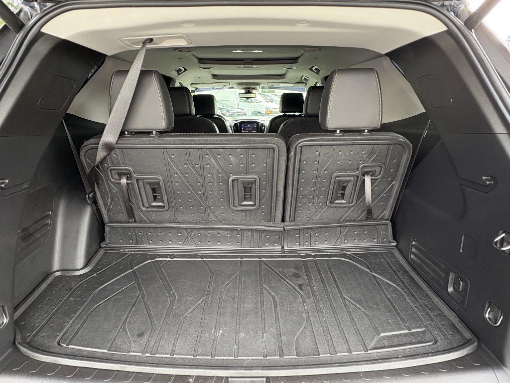 used 2020 Chevrolet Traverse car, priced at $31,977