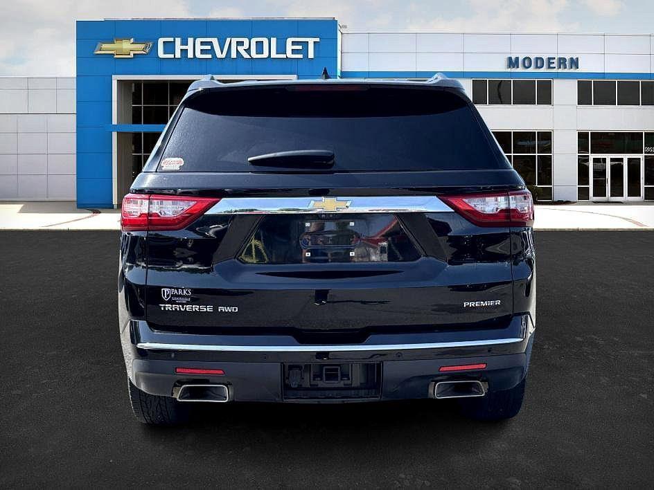 used 2020 Chevrolet Traverse car, priced at $31,977