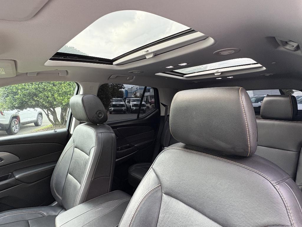 used 2020 Chevrolet Traverse car, priced at $31,977
