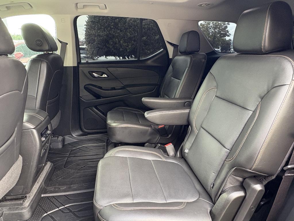 used 2020 Chevrolet Traverse car, priced at $31,977